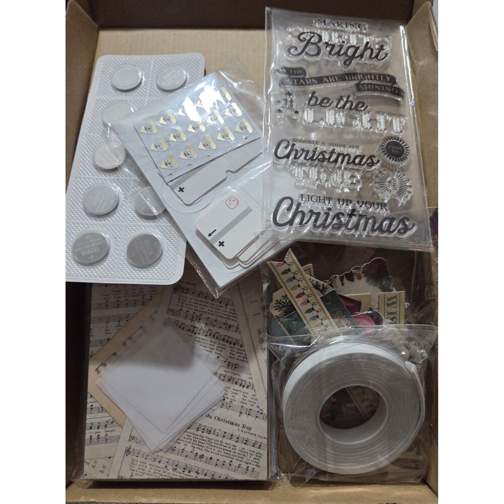 Light Up Holiday Card Kit By Chibitronics & WRM Makes 10 Cards W/stamps Ephemera - Picture 2 of 6